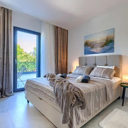 David By Interhome Villa