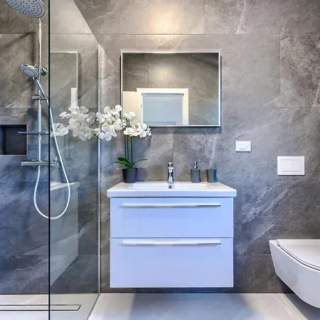 David By Interhome *