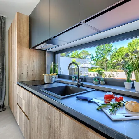 David By Interhome Villa